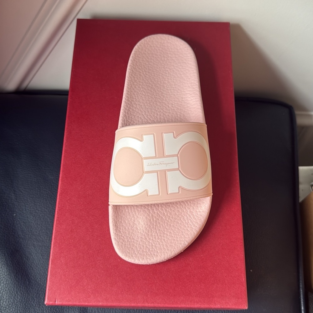 6 slide Ferragamo women pink